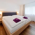 Andolla Apartment *